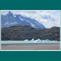 111222035-Torres-Paine-Lago-Grey.jpg