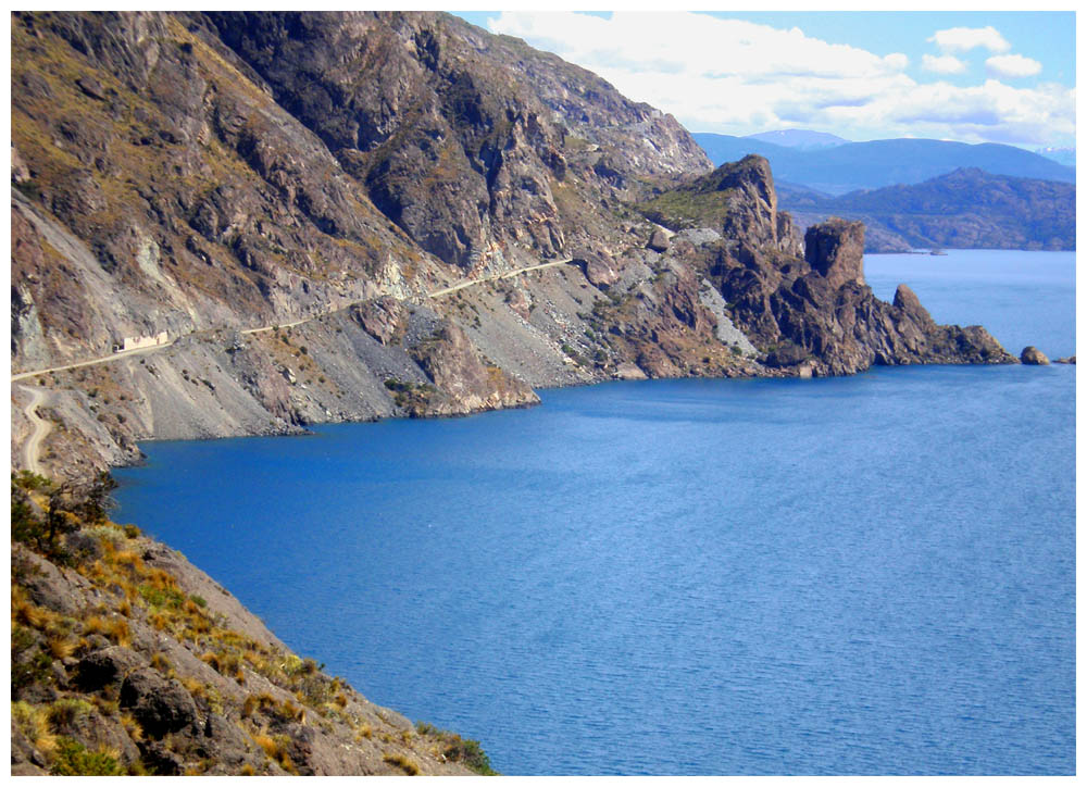 Straße am Lago General Carrera