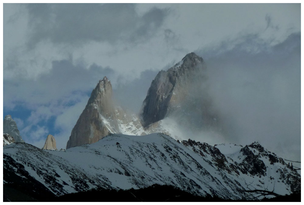 Aguja Rafael, 2482m, Cerro Poincenot, 3002m,  Monte Fitz Roy, 3405m