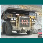 Muldenkipper in der Kupfermine bei Chuquicamata