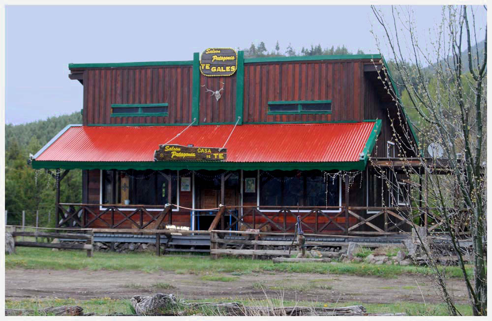 Saloon Patagonia in Caleufú