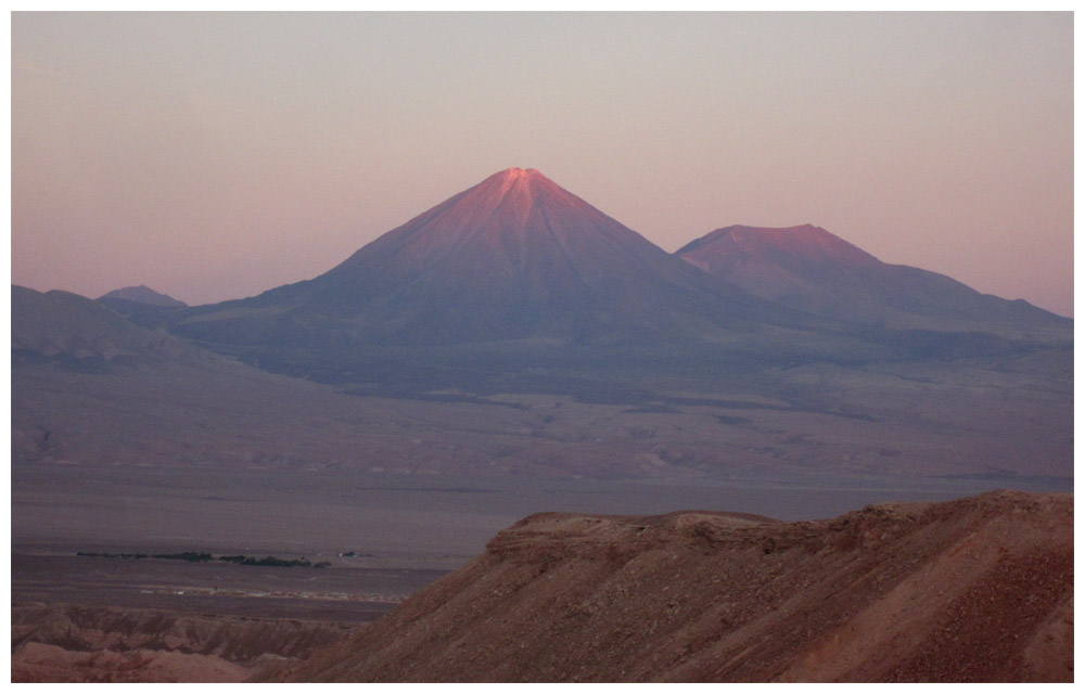 Valle de la Muerte, Sonnenuntergang, Vulkan Licancabur