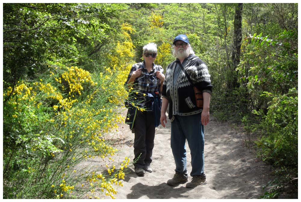 Petrohuè, Grete und Arvid am Weg zum Paso Desolaciòn