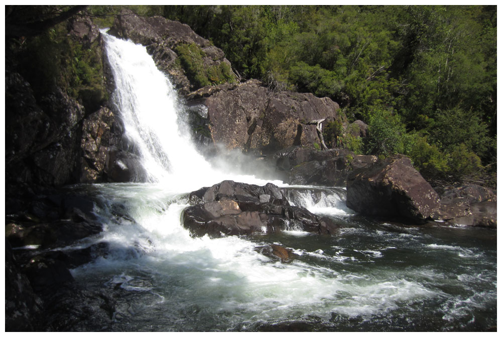 Nationalpark Alerce Andino, Wasserfall des Rìo Chaicas