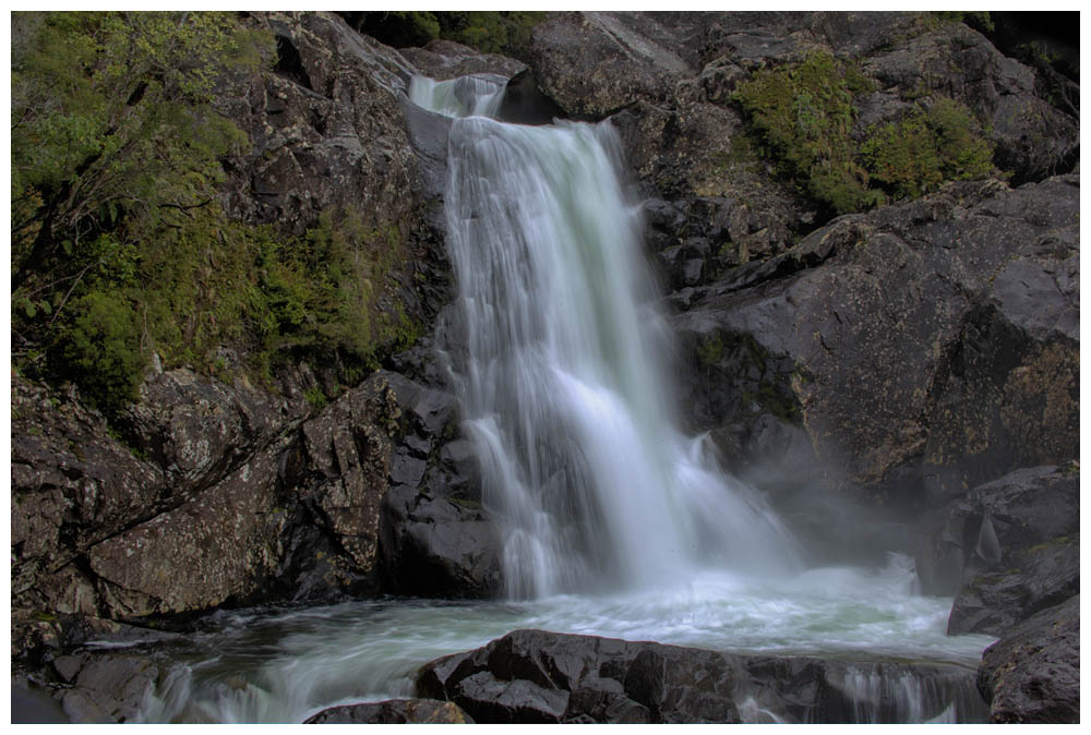 Wasserfall des Rio Chaicas im Nationalpark Alerce Andino