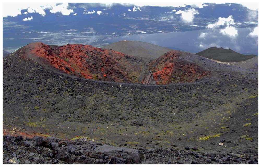 Vulkan Osorno, Nebenkrater