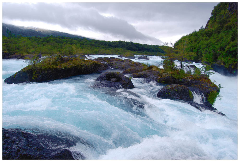 Saltos de Petrohué bei Hochwasser