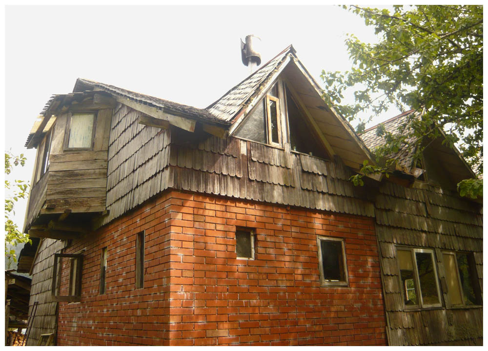 Grundkauf in Chile, Haus im Rohbau, Ziegelbauweise