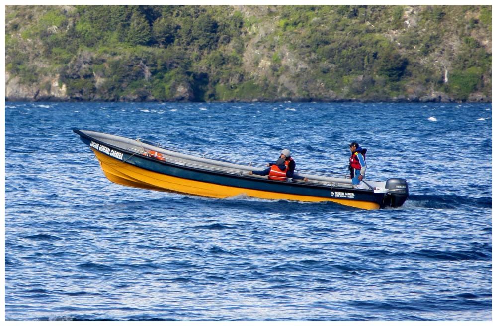 Puerto Tranquilo, Boot am Lago General Carrera