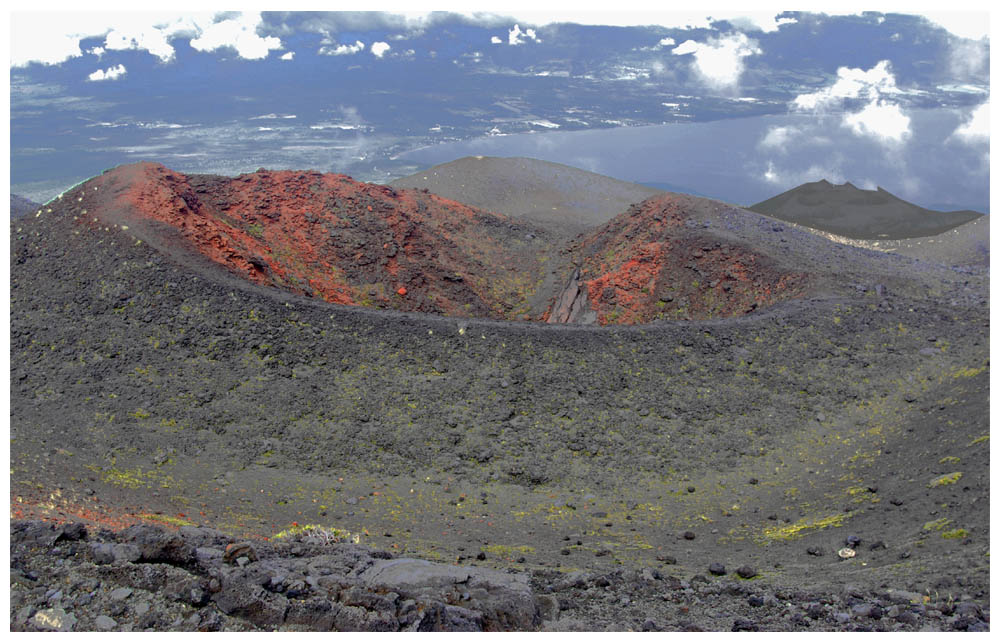 Nebenkrater am Vulkan Osorno